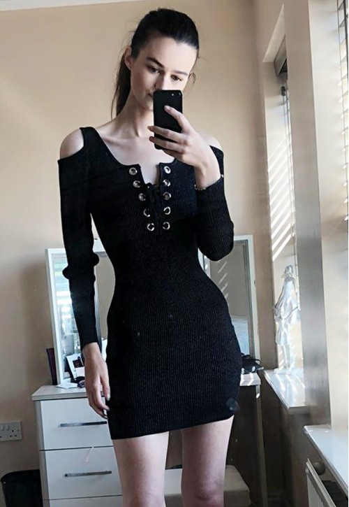 Cold Shoulder Bodycon Dress With Long Sleeves In Gold Sparkl