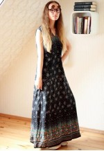 Black sleeveless ditsy floral long maxi dress